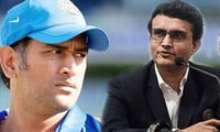 BCCI अध्यक्ष पद की कुर्सी सँभालते ही गांगुली ने दिया धोनी पर दिया इतना बड़ा बयान